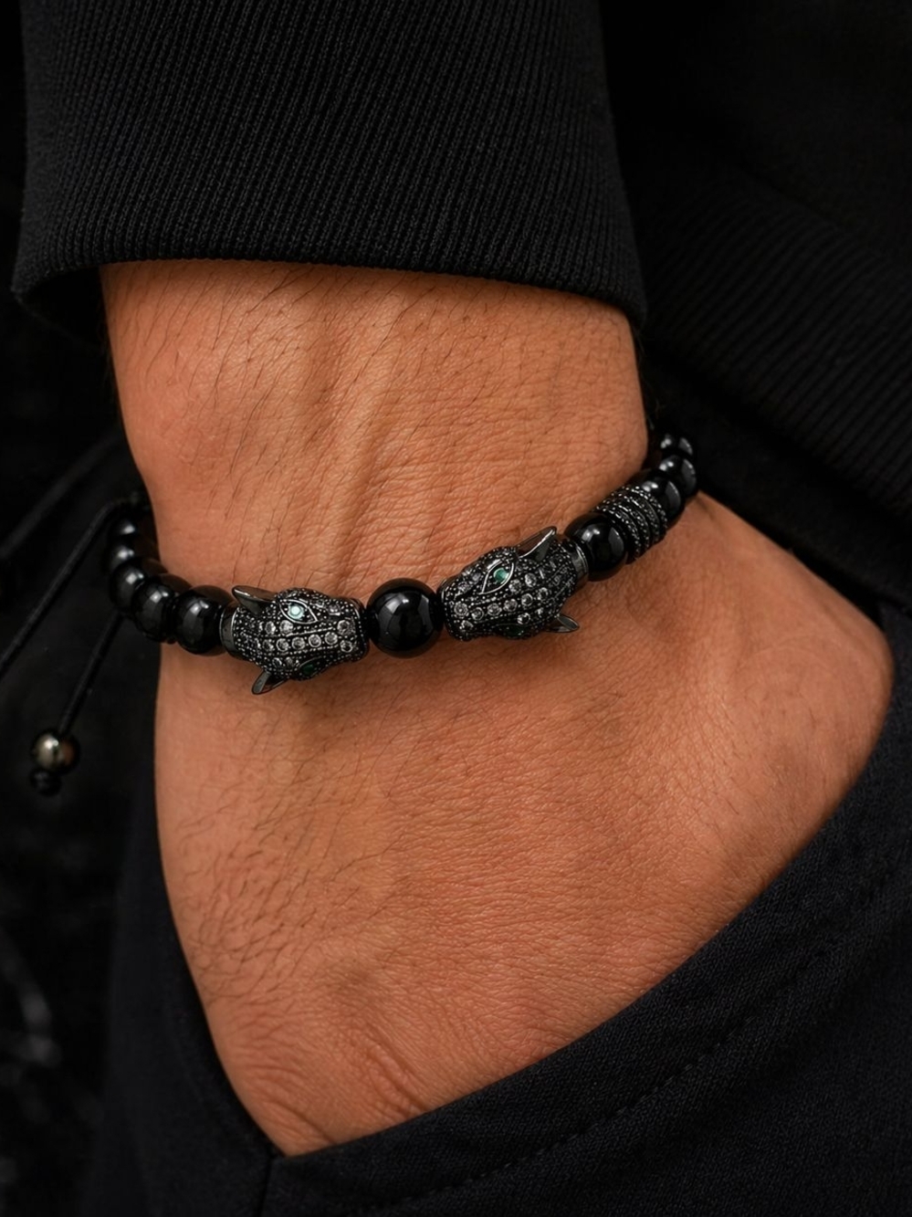 Black Panther Head Beaded Macramé Bracelet